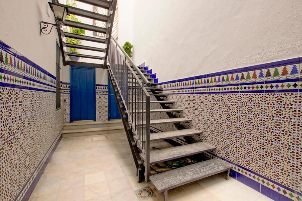 Hostel Trotamundos Seville Luaran gambar